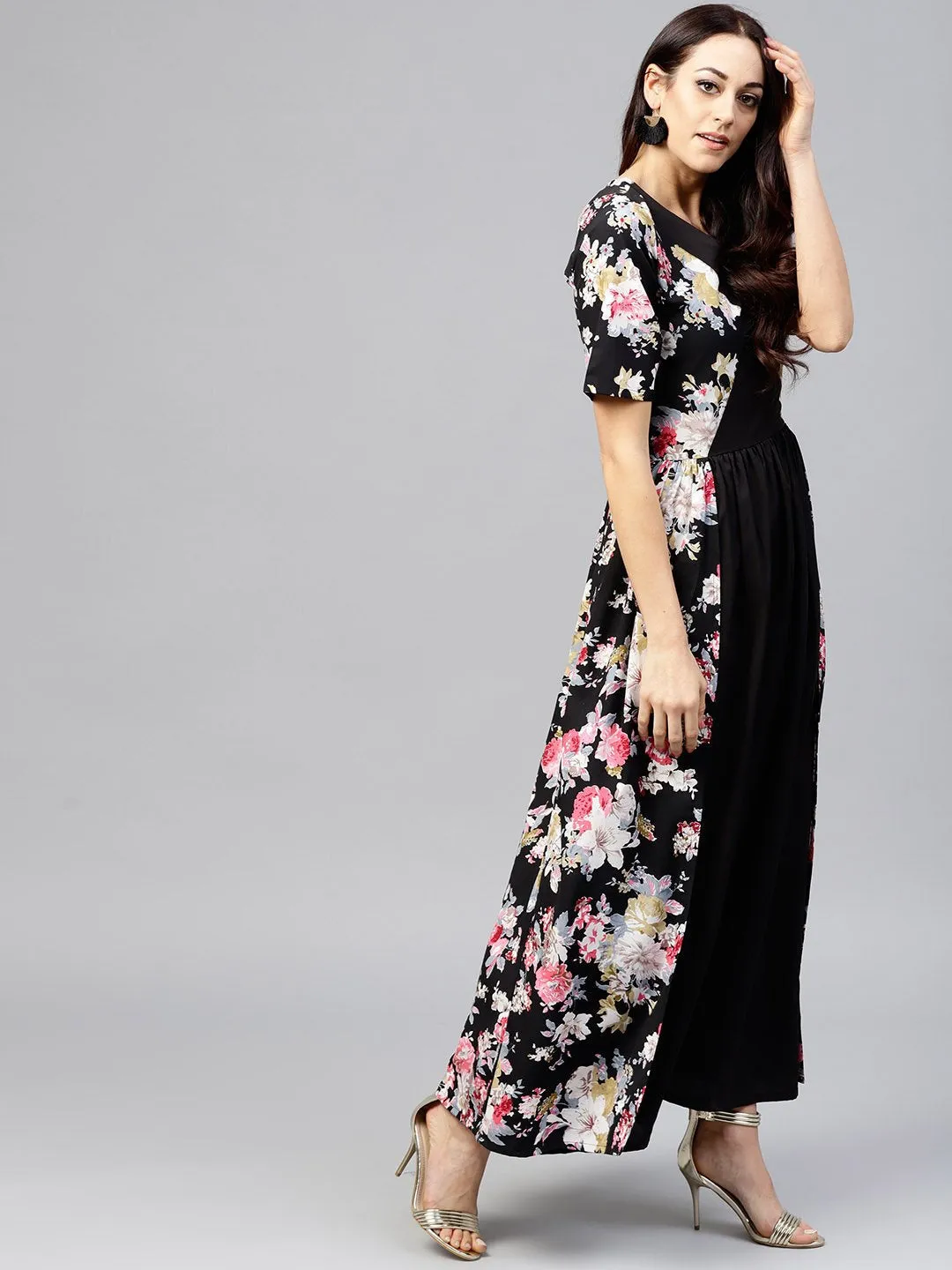 Black Maxi Dress With Round Neck And 3/4 Sleeves