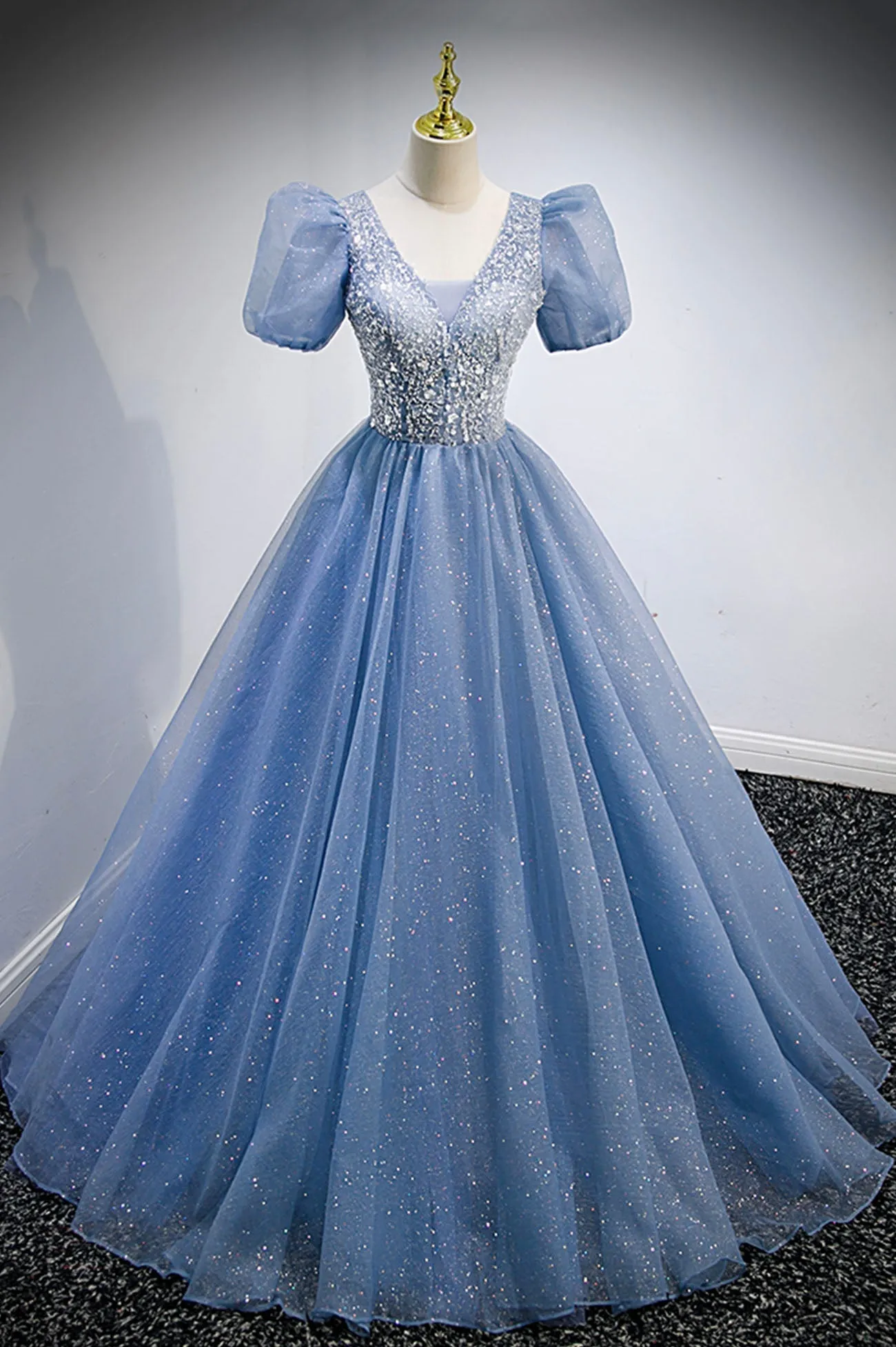 Blue V-Neck Tulle Beading Long Prom Dresses Blue Short Sleeve Evening Dresses