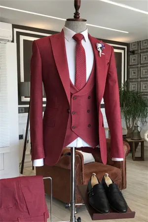 Chic Burgundy Peaked Lapel Three Pieces Prom Suits Business Tuxedos