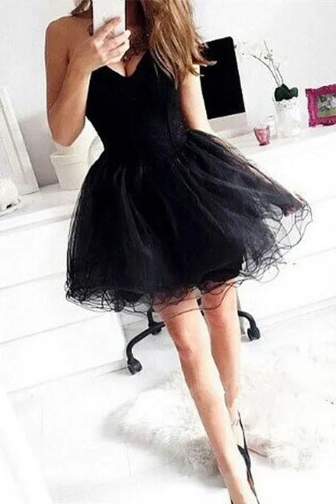 Elegant Sweetheart Little Black Dress Short Tulle Homecoming Dress